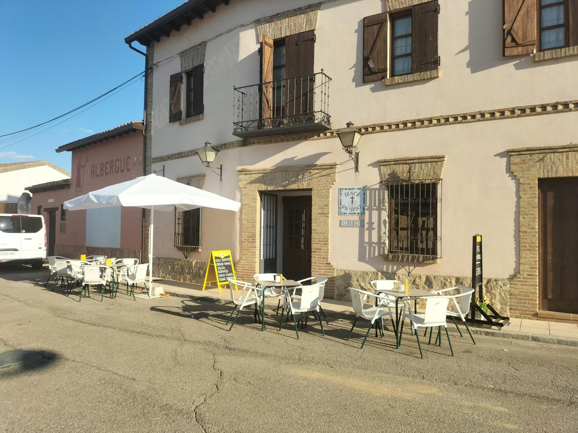 Don Camino Low Cost Villalcázar de Sirga Eksteriør bilde
